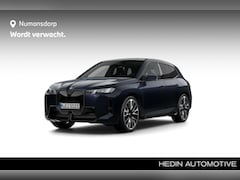 BMW iX - xDrive60 | M-Sport Pro | 23'' | Act. Steering | Luchtvering | Soft-Close | Panorama. | Har