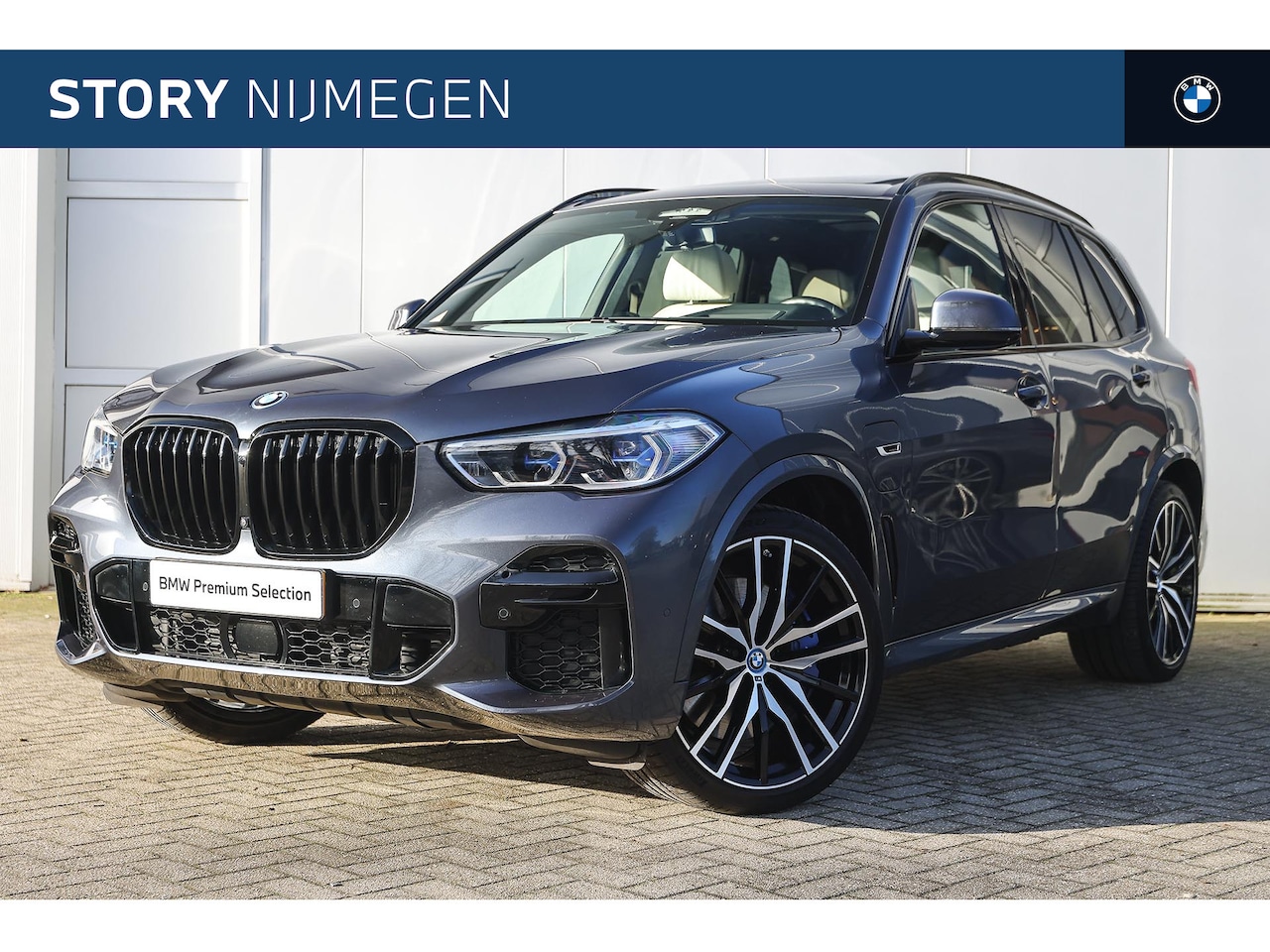 BMW X5 - xDrive45e High Executive M Sport Automaat / Panoramadak / Laserlight / Active Steering / S - AutoWereld.nl