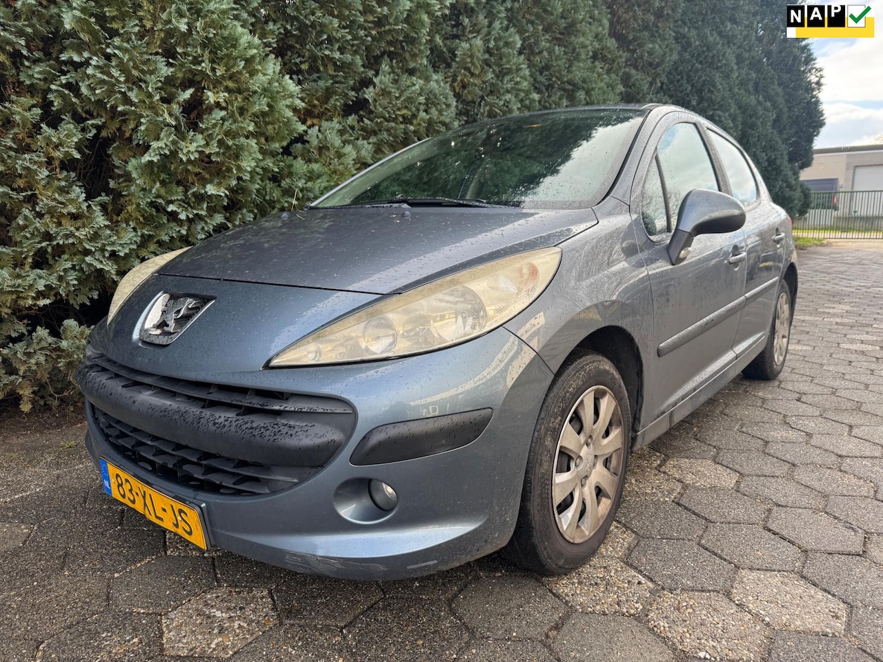 Peugeot 207 - 1.4 - LEKKE KOPPAKKING - AutoWereld.nl