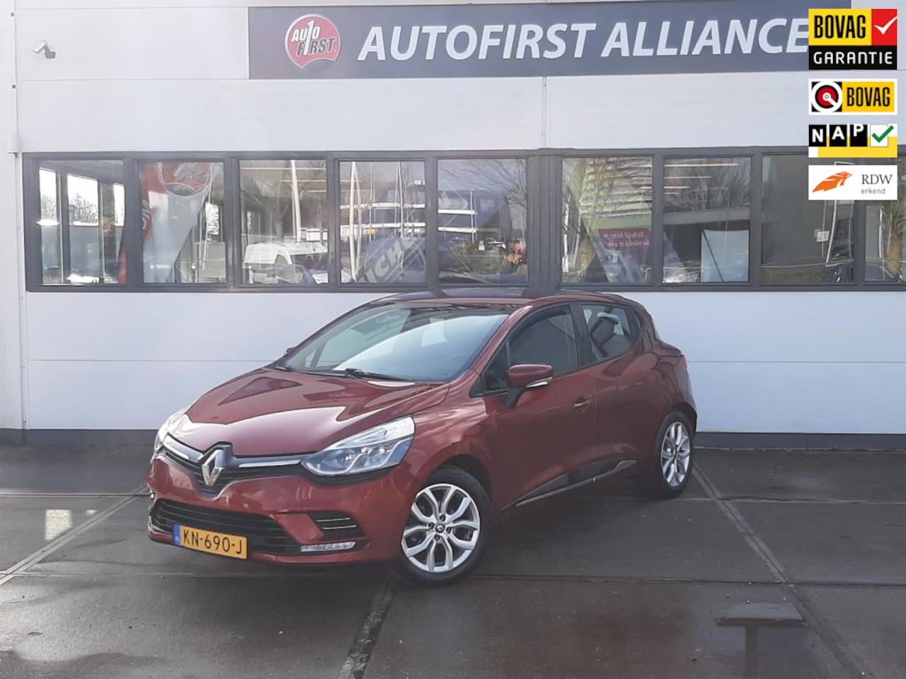 Renault Clio - 0.9 TCe Zen met afneembare trekhaak - AutoWereld.nl