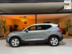 Volvo XC40 - 2.0 T4 Garantie CarPlay Pano Leder Camera Sensoren Cruise Clima LED Navi AC Rijklaar