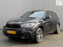 BMW X5 - 40D High Executive M sport / Grijs Kenteken / Pano / Head up / Softclose / Dodehoek