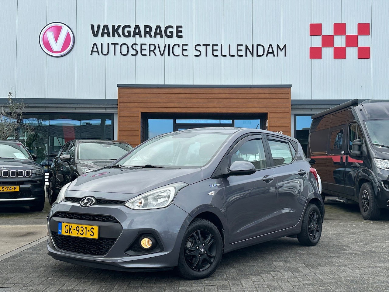 Hyundai i10 - 1.0i i-Motion Comfort|Elektrische Ramen|LM Velgen|Airco|Climate Control - AutoWereld.nl