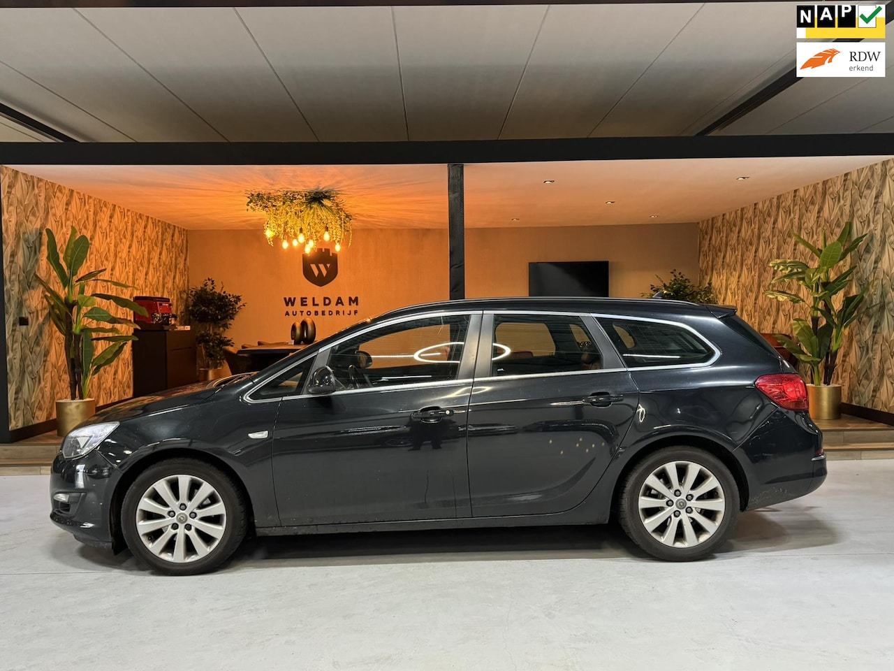 Opel Astra Sports Tourer - 1.7 CDTi Business + APK Trekhaak Cruise Clima PDC Rijklaar - AutoWereld.nl