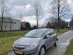 Opel Corsa - 1.2-16V Essentia