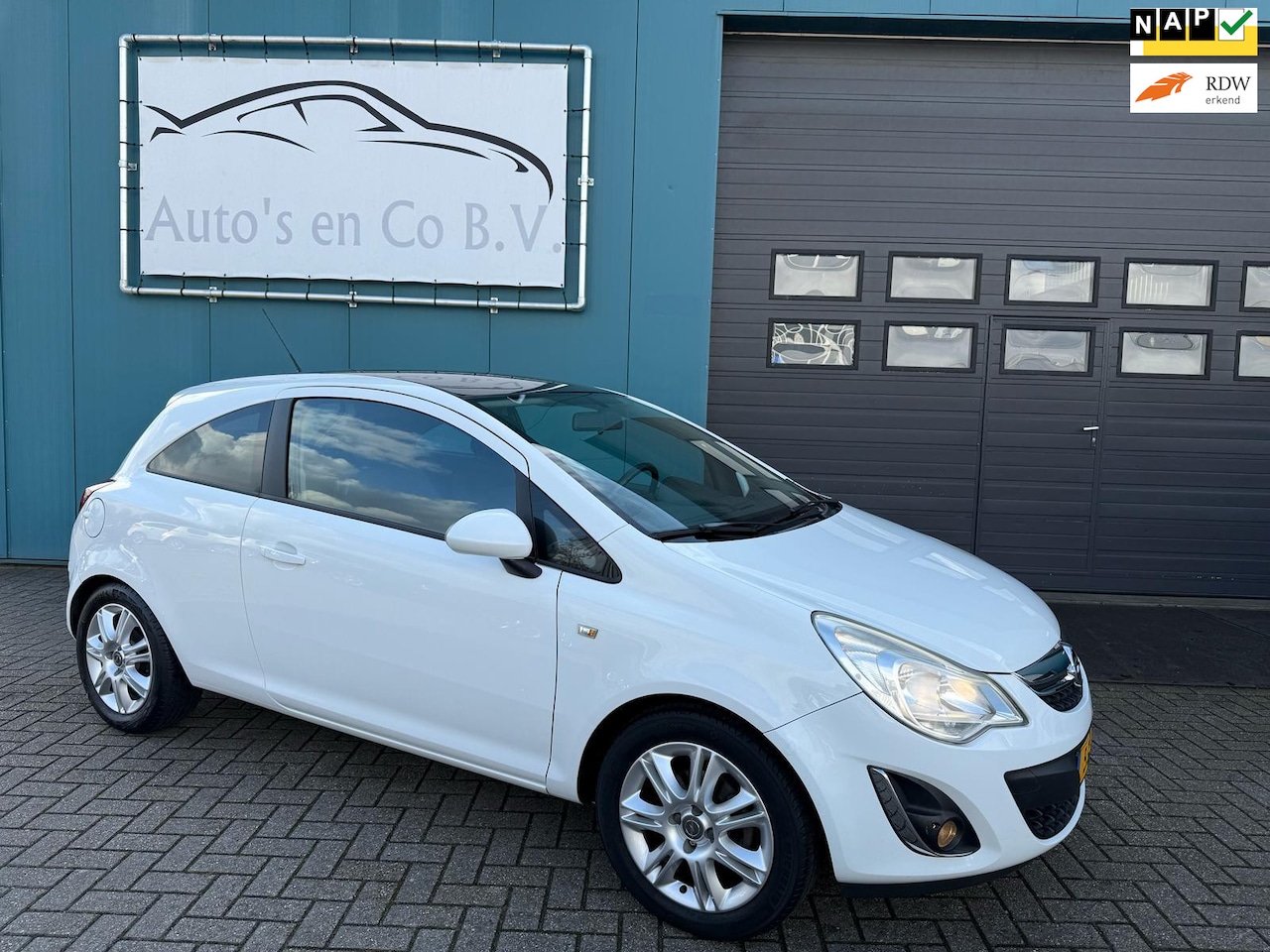 Opel Corsa - 1.2-16V Color Edition Automaat Clima Cruise 16" Dealer onderhouden NL Auto NAP Incl nw Apk - AutoWereld.nl