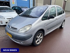 Citroën Xsara Picasso - 1.8i-16V bj. 2001 Airco 223.941km NAP APK tot 2-4-2025 met een nieuwe accu