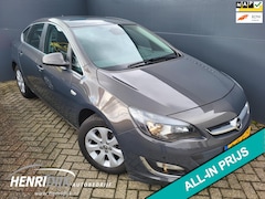 Opel Astra - 1.4 Turbo Cosmo Cruise / Trekhaak / Clima / Navi