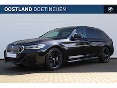 BMW 5-serie Touring - 530e High Executive M Sport Automaat / Panoramadak / Laserlicht / Head-Up / Live Cockpit P