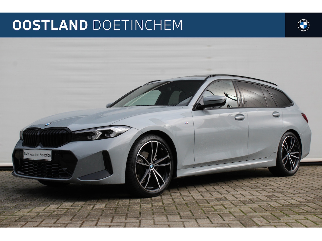 BMW 3-serie Touring - 318i High Executive M Sport Automaat / Panoramadak / Trekhaak / Sportstoelen / Stoelverwar - AutoWereld.nl