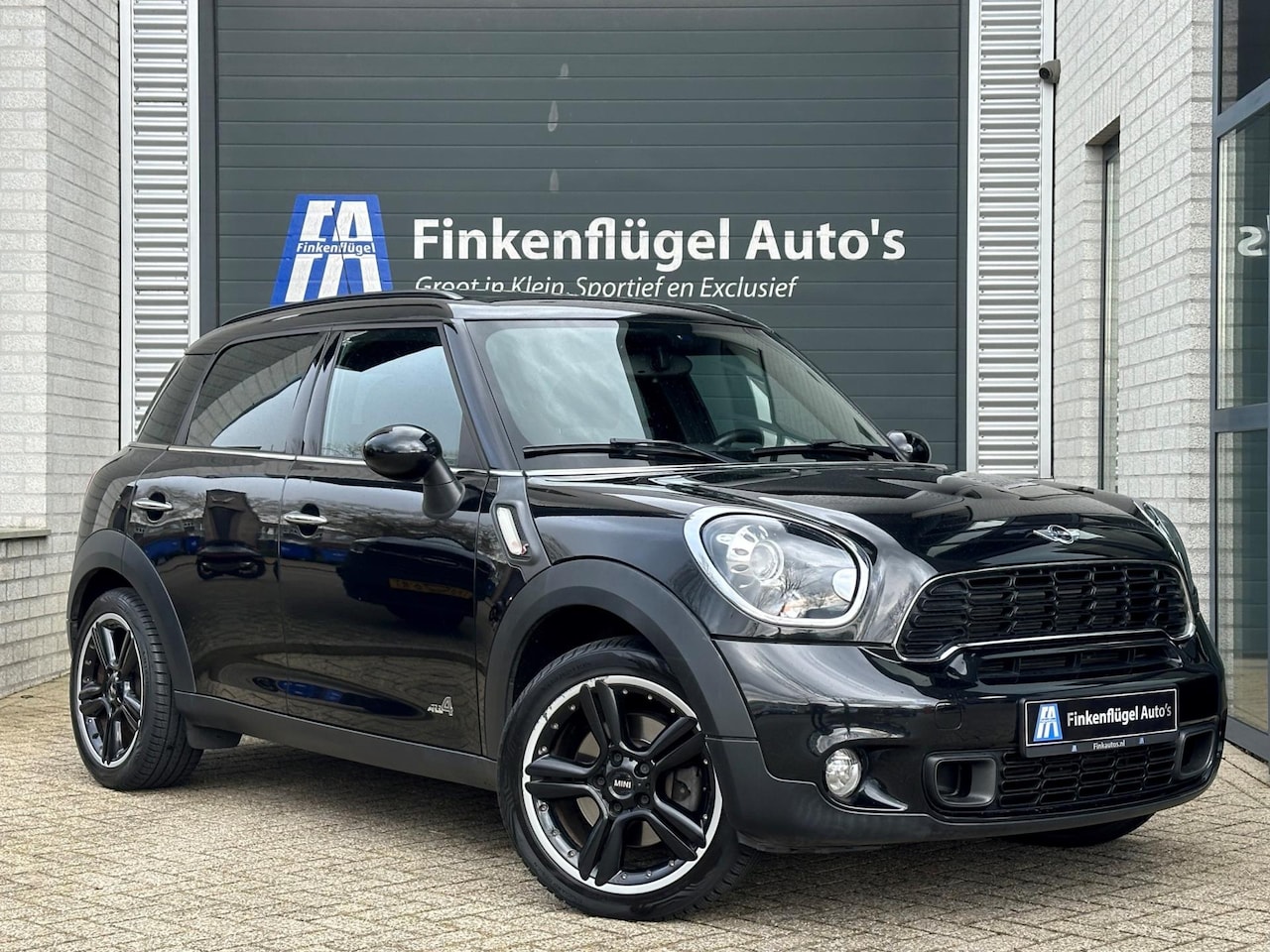 MINI Countryman - 1.6 Cooper S F1 ALL4 184 pk |Pano |Navi |Leder |Stoelverwarming |Cruise.control | - AutoWereld.nl