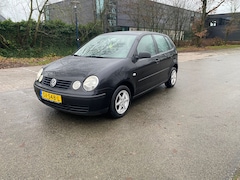 Volkswagen Polo - 1.2