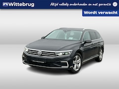 Volkswagen Passat Variant - 1.4 TSI PHEV GTE Business Panorama dak / Virtual cockpit / Adaptive Cruise / Full Led / 17