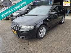 Audi A3 - 1.6 Attraction | NW APK | NW DISTR RIEM | AIRCO | CRUISE | LMV |