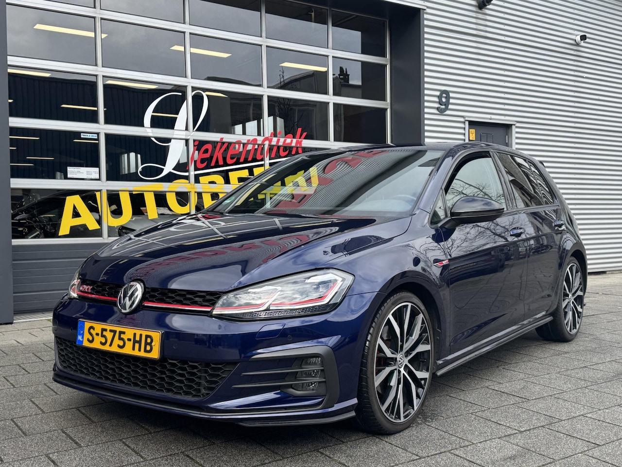 Volkswagen Golf - 2.0 GTI Performance - AUTOMAAT I Navigatie I Airco I PDC I - AutoWereld.nl