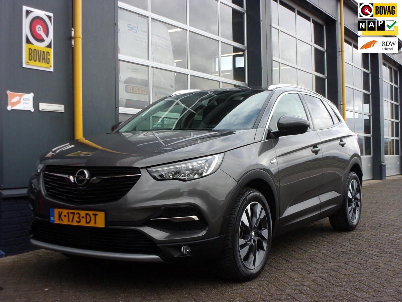 Opel Grandland X - 1.2/132 pk Turbo Innovation Automaat - AutoWereld.nl