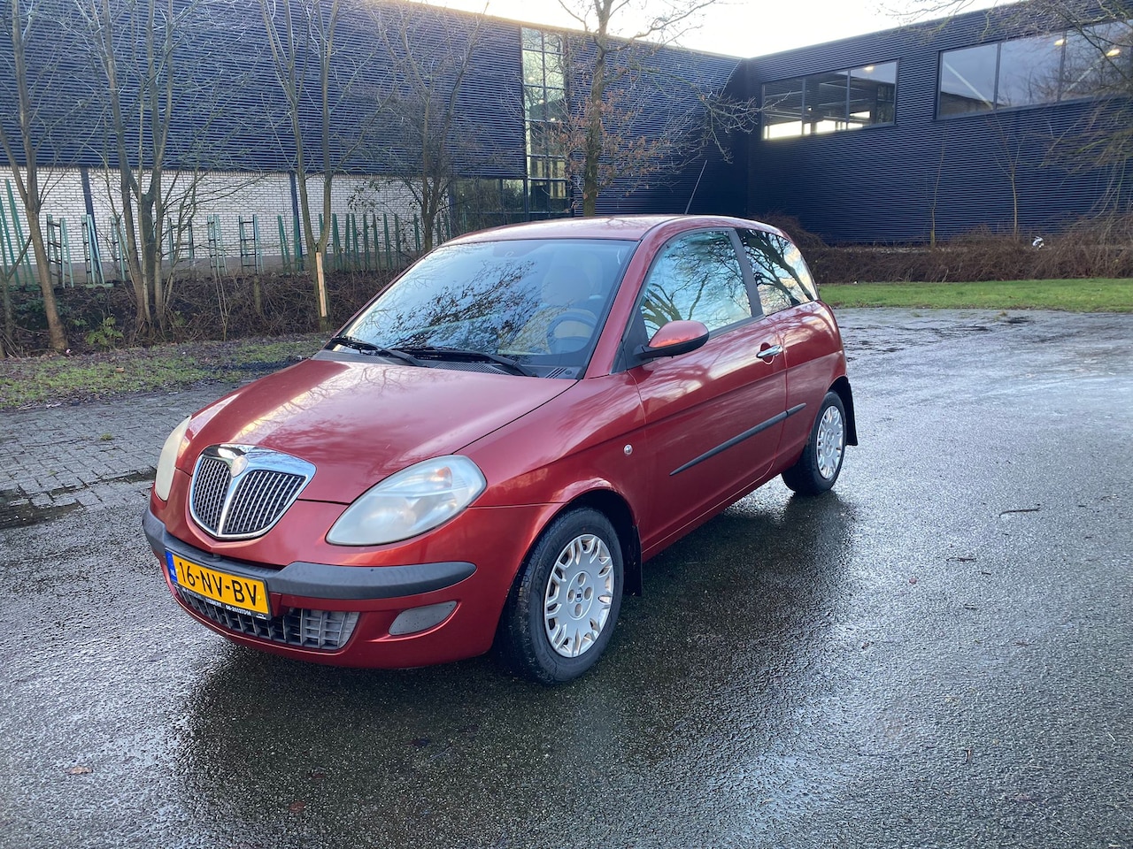 Lancia Y(psilon) - 1.2 Argento - AutoWereld.nl