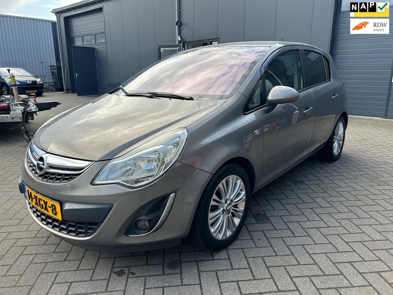 Opel Corsa - 1.4-16V Cosmo 1.4-16V Cosmo - AutoWereld.nl