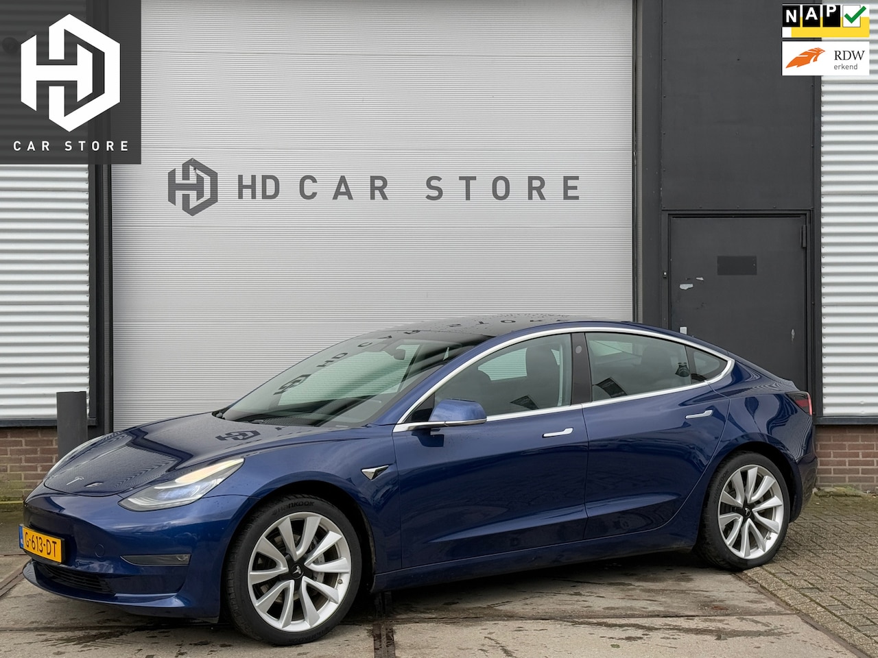 Tesla Model 3 - Long Range RWD Long Range AWD 75 kWh 88% SOH 19 INCH Autopilot - AutoWereld.nl