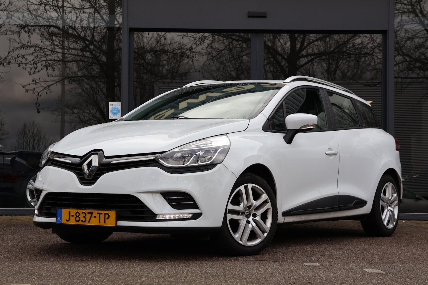 Renault Clio Estate - 0.9 TCe Zen|Navi|Airco|Cruise| - AutoWereld.nl