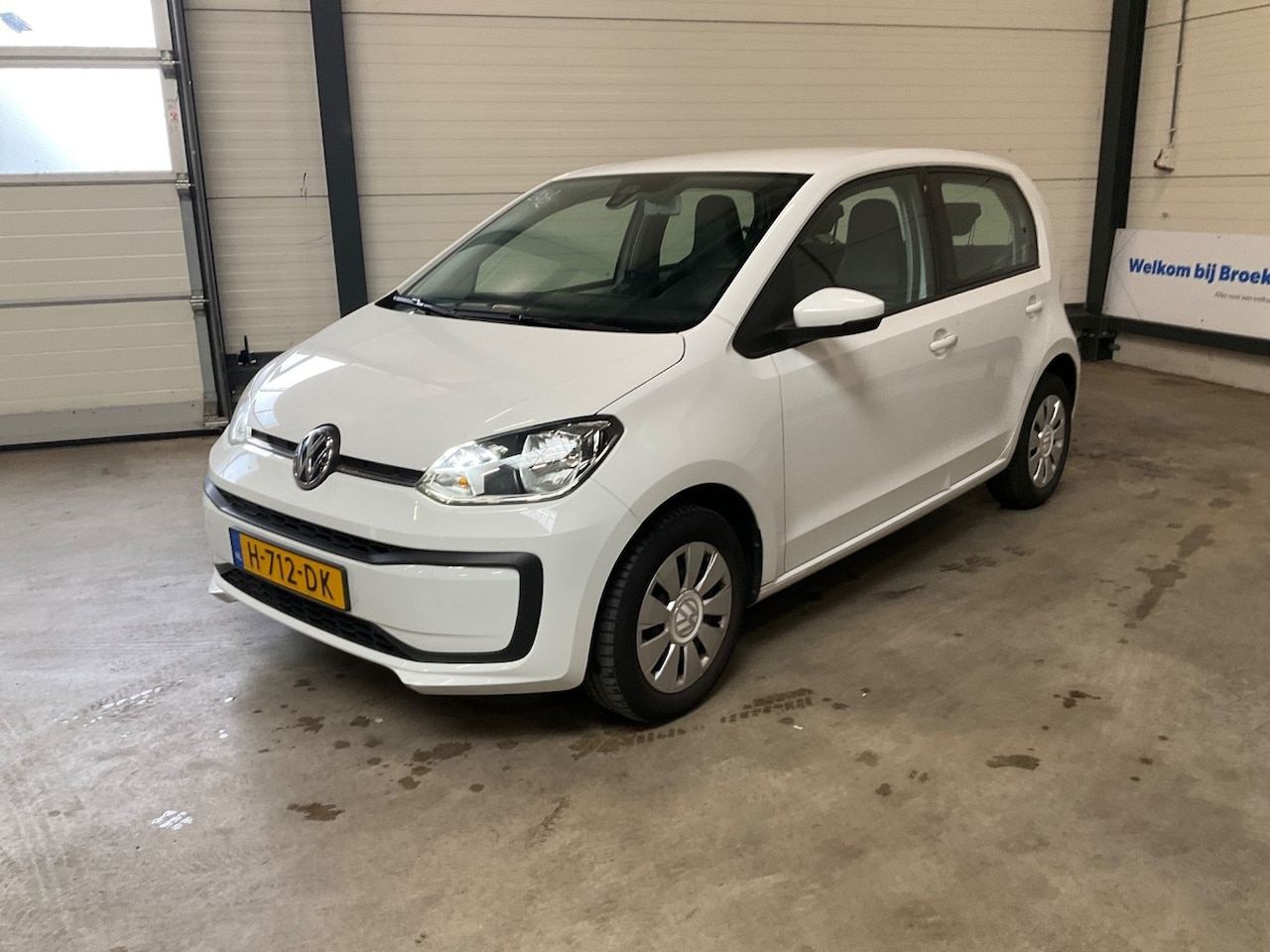 Volkswagen Up! - 1.0 60 pk BMT move up! | Airco | Bluetooth | Dab | - AutoWereld.nl