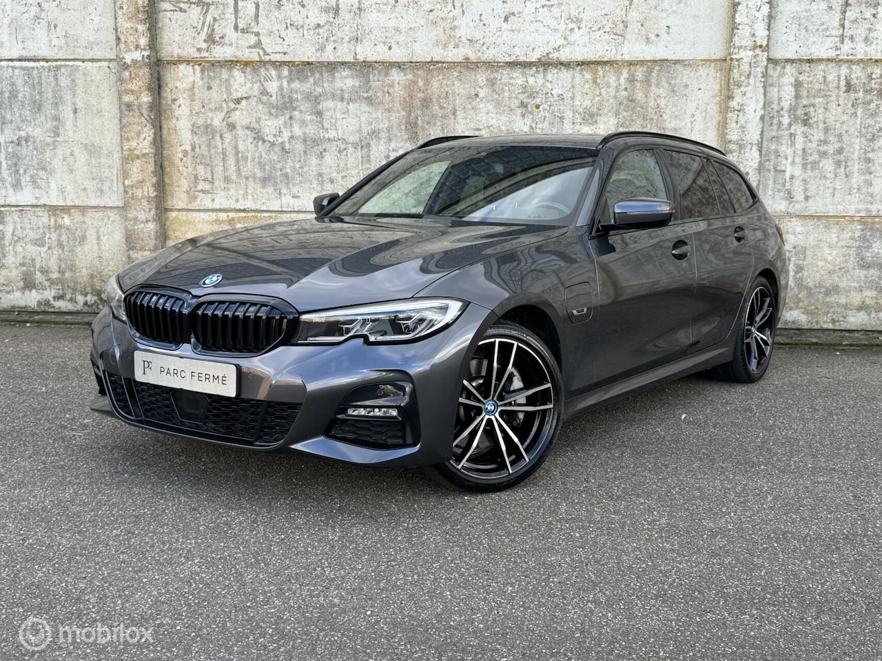 BMW 3-serie Touring - 330 e M-pakket/Laser/Trekhaak/ACC/X-Drive/BTW! - AutoWereld.nl