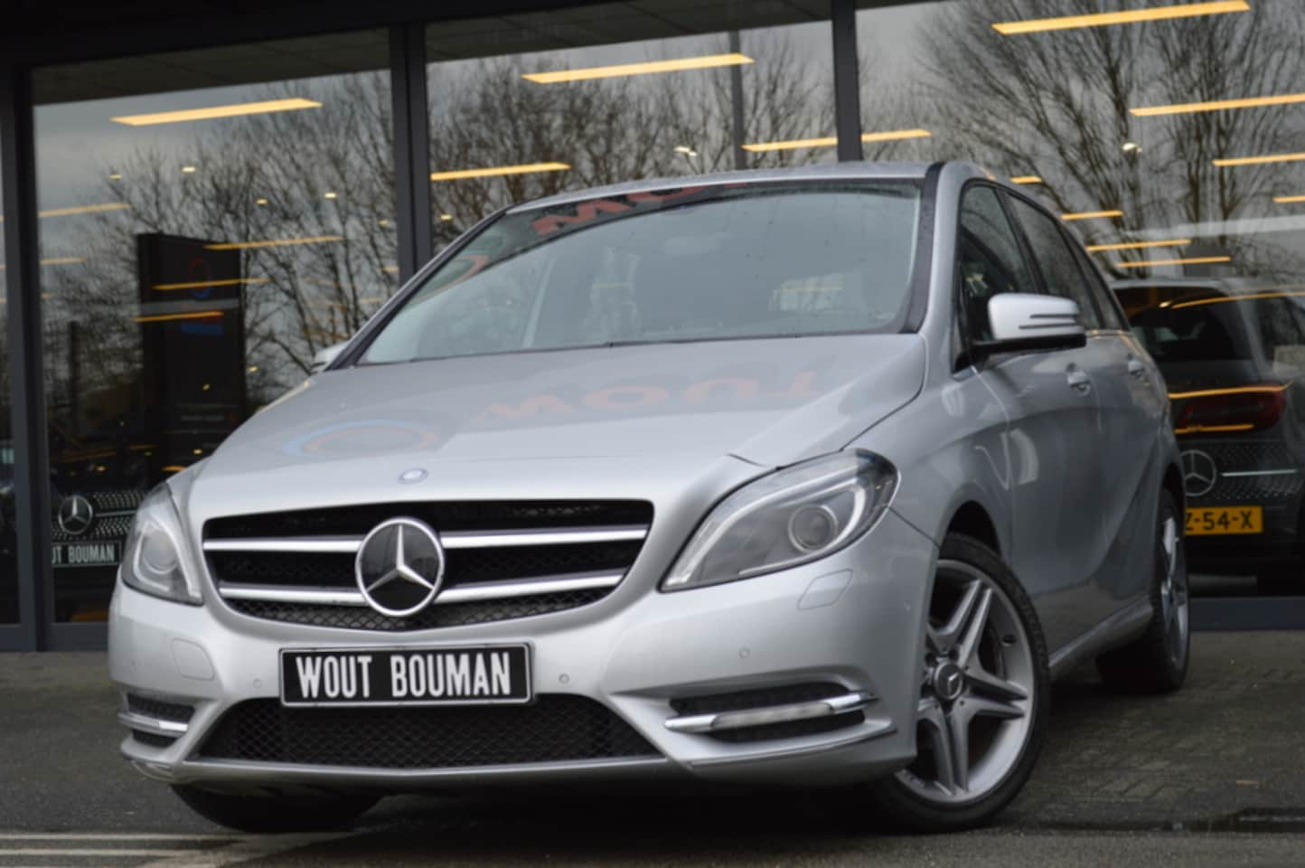 Mercedes-Benz B-klasse - 180 Ambition Navi Leder Xenon Pdc - AutoWereld.nl