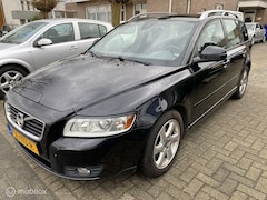 Volvo V50 - 1.6 D2 S/S Business Pro Edition ECC LEDER CRUISE TREKHAAK