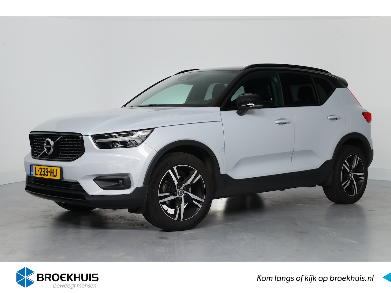 Volvo XC40 - 1.5 T3 R-Design | Stoel-/Stuurverwarming | Keyless | Elektr achterklep | Sportstoelen | Le - AutoWereld.nl