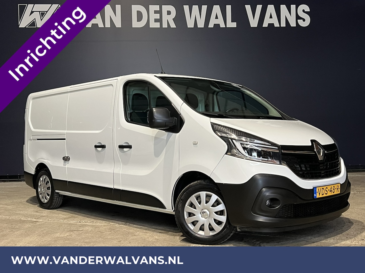 Renault Trafic - 2.0 dCi 120pk L2H1 inrichting Euro6 Airco | Omvormer | LED | Camera | Navigatie | Cruiseco - AutoWereld.nl