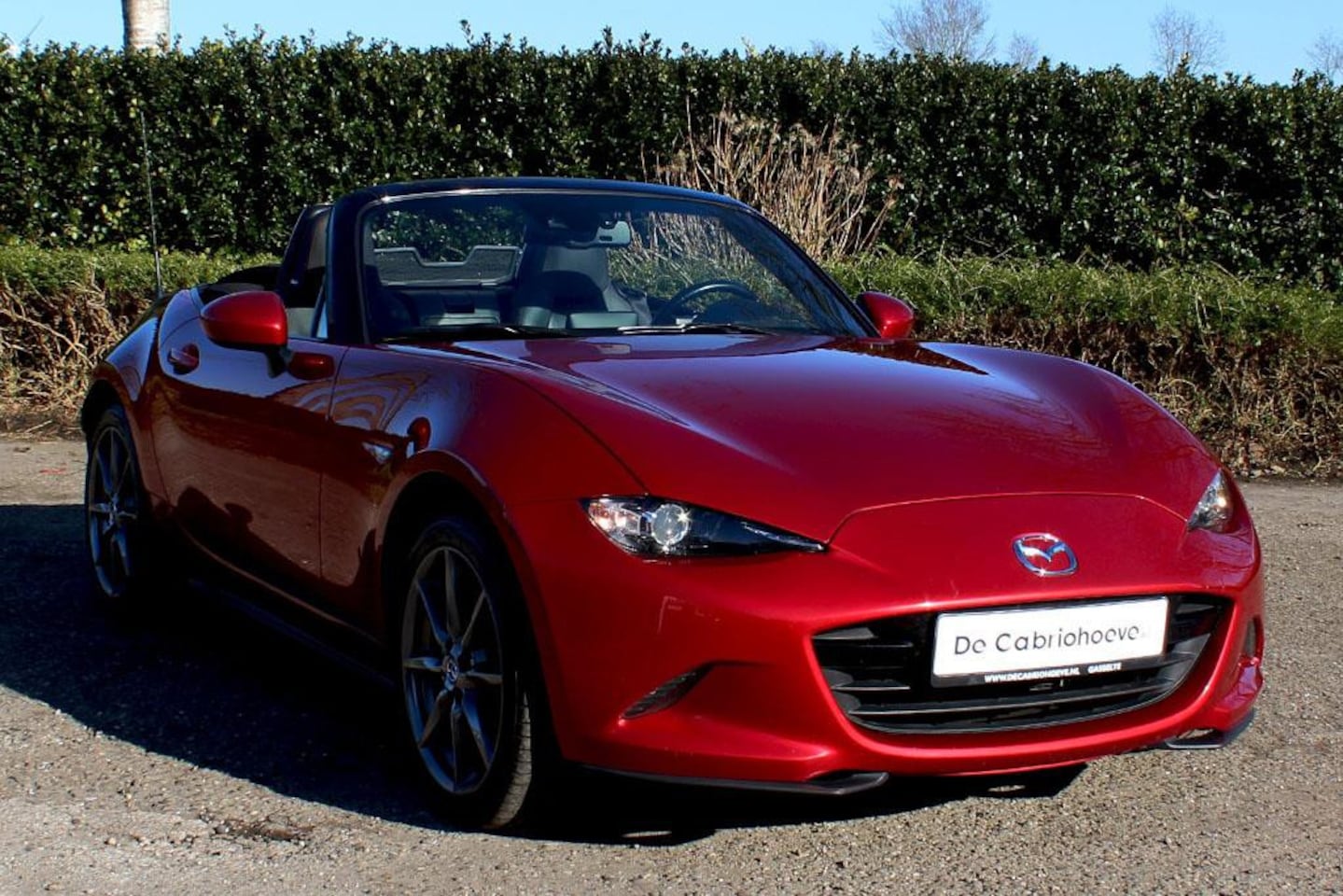 Mazda MX-5 - ND 2.0l SkyActiv-G 160 GT-M Soul Red Metallic - AutoWereld.nl