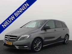 Mercedes-Benz B-klasse - 180 Ambition AUTOMAAT / TREKHAAK / XENON / NAVI / AIRCO / PDC / BLUETOOTH / CRUISE / NL-AU