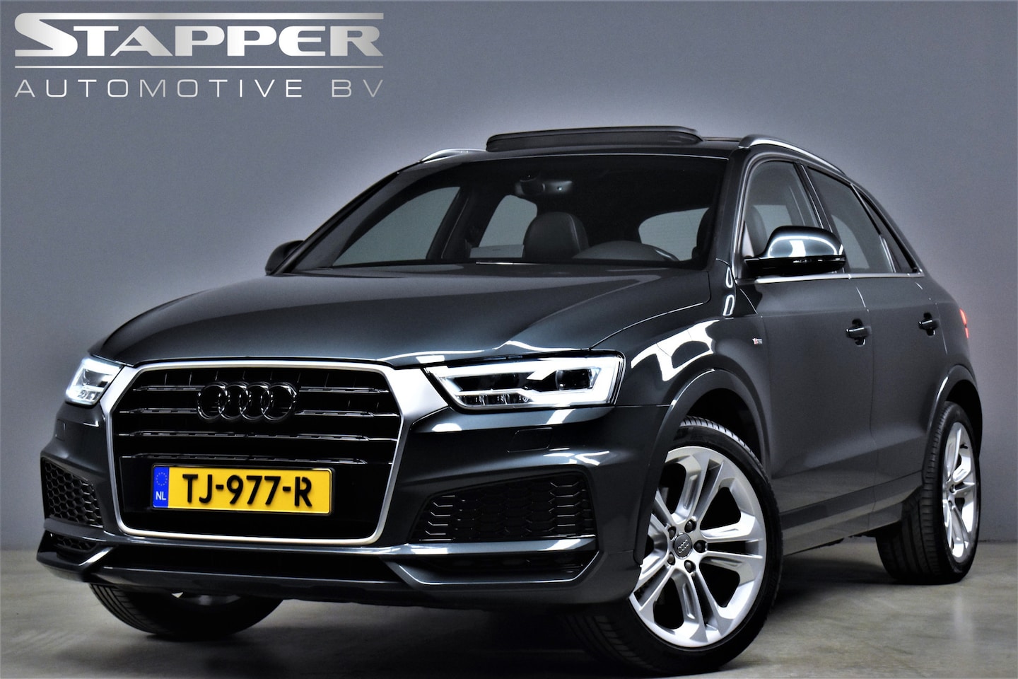 Audi Q3 - 1.4 TFSI 150pk Automaat 3x S-Line Org.NL Pano/Trekhaak/H.Leer/Led/Navi/Climate/Pdc/Lmv19'' - AutoWereld.nl