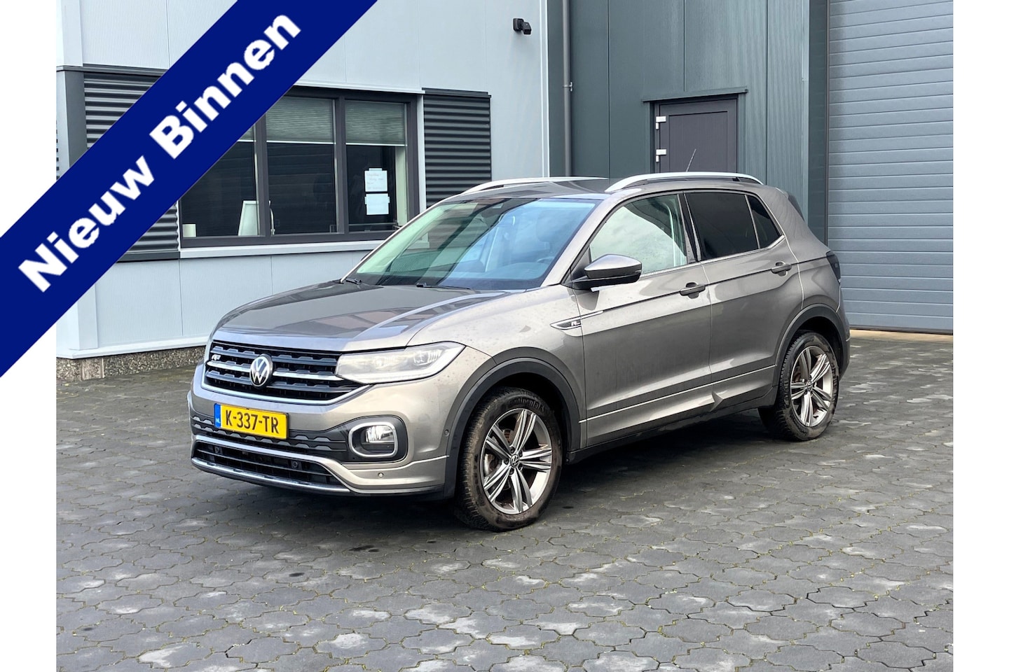 Volkswagen T-Cross - 1.0 TSI R-Line LED VIRTUAL NL-auto! 39999KM! - AutoWereld.nl