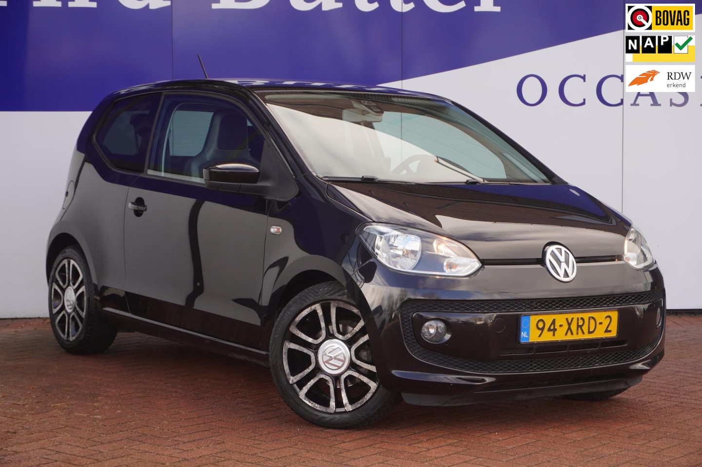 Volkswagen Up! - 1.0 high up! BlueMotion / Navigatie / Airco / Cruise / ParkeerHulp / = SUPER PRIJS !! - AutoWereld.nl