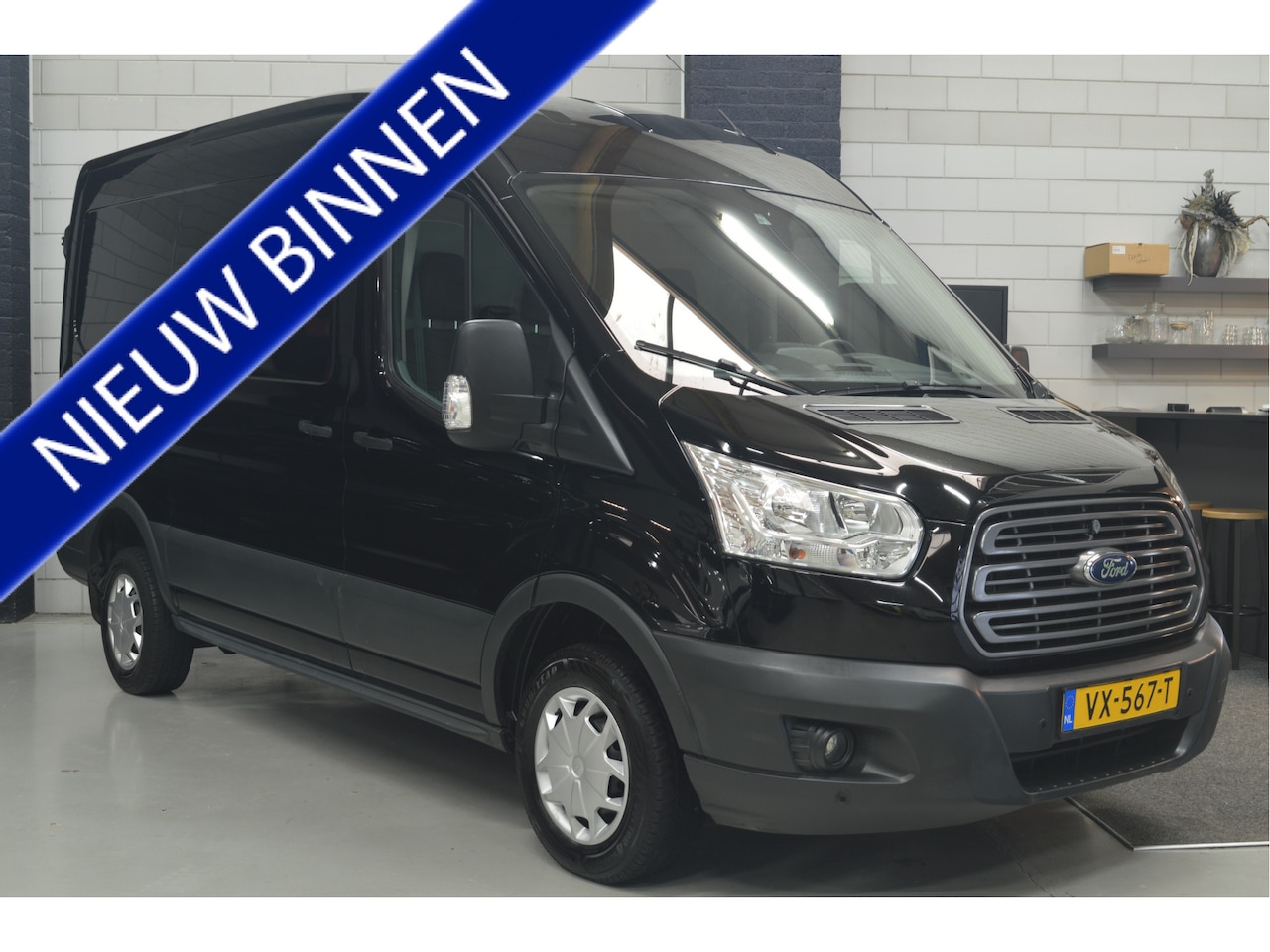 Ford Transit - 310 2.2 TDCI L2H2 Trend // 110.000 km // AIRCO // CRUISE // NAVI // PDC V&A // TREKHAAK // - AutoWereld.nl