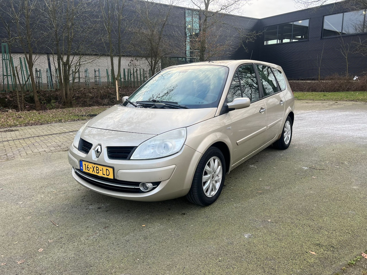 Renault Grand Scénic - 2.0-16V T Tech Line - AutoWereld.nl