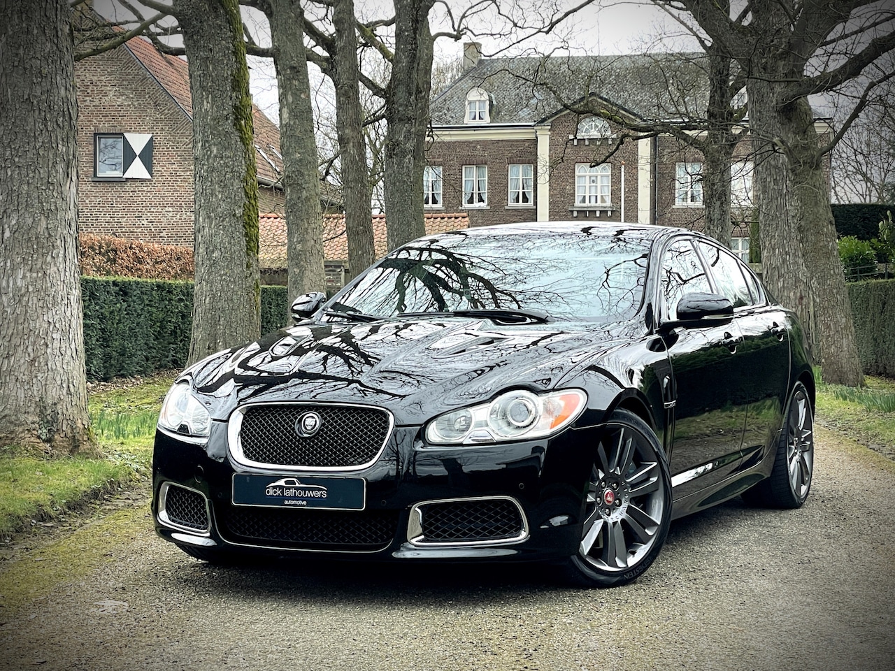 Jaguar XFR - 5.0 V8 Supercharged / 550PK / VOL - AutoWereld.nl