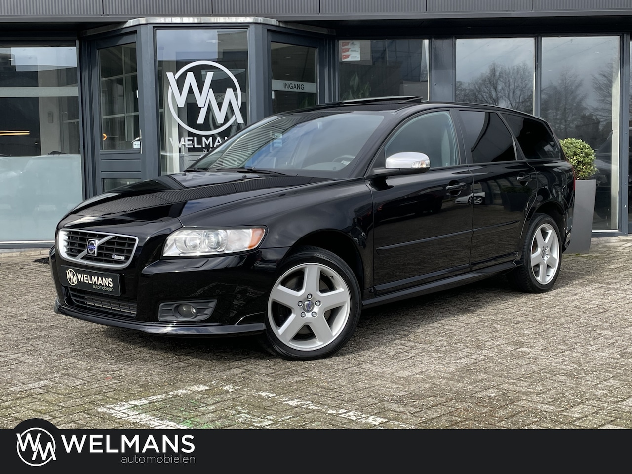 Volvo V50 - 2.5 T5 AWD R-Design Schuifdak l Youngtimer l Trekhaak - AutoWereld.nl