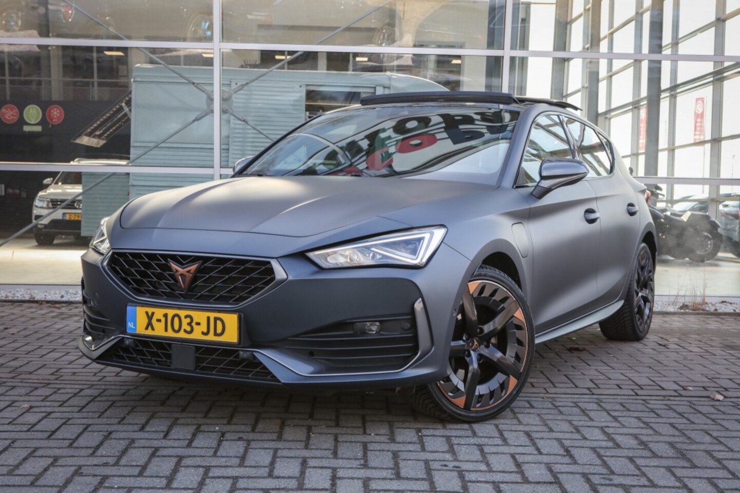 CUPRA Leon - VZ Copper Edition 1.4 e-Hyb Copper Ed. | Pano | Memory | - AutoWereld.nl