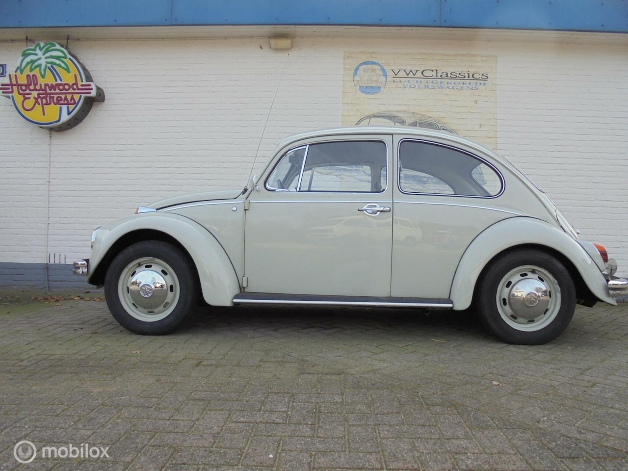 Volkswagen Kever - 1300. Originel NL en matching numbers! - AutoWereld.nl