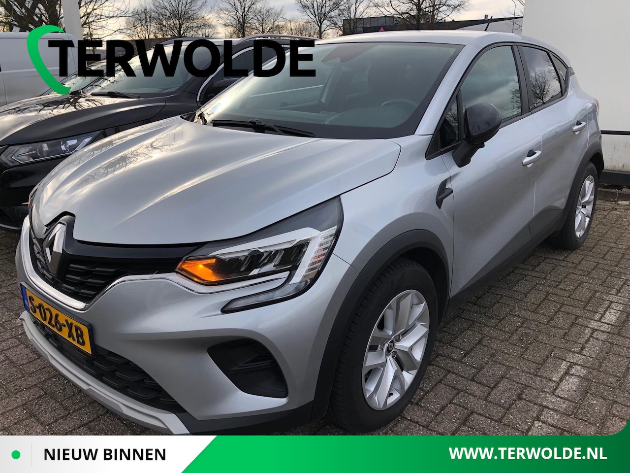 Renault Captur - 1.6 E-Tech Plug-in Hybrid 160 ZEN Trekhaak - AutoWereld.nl