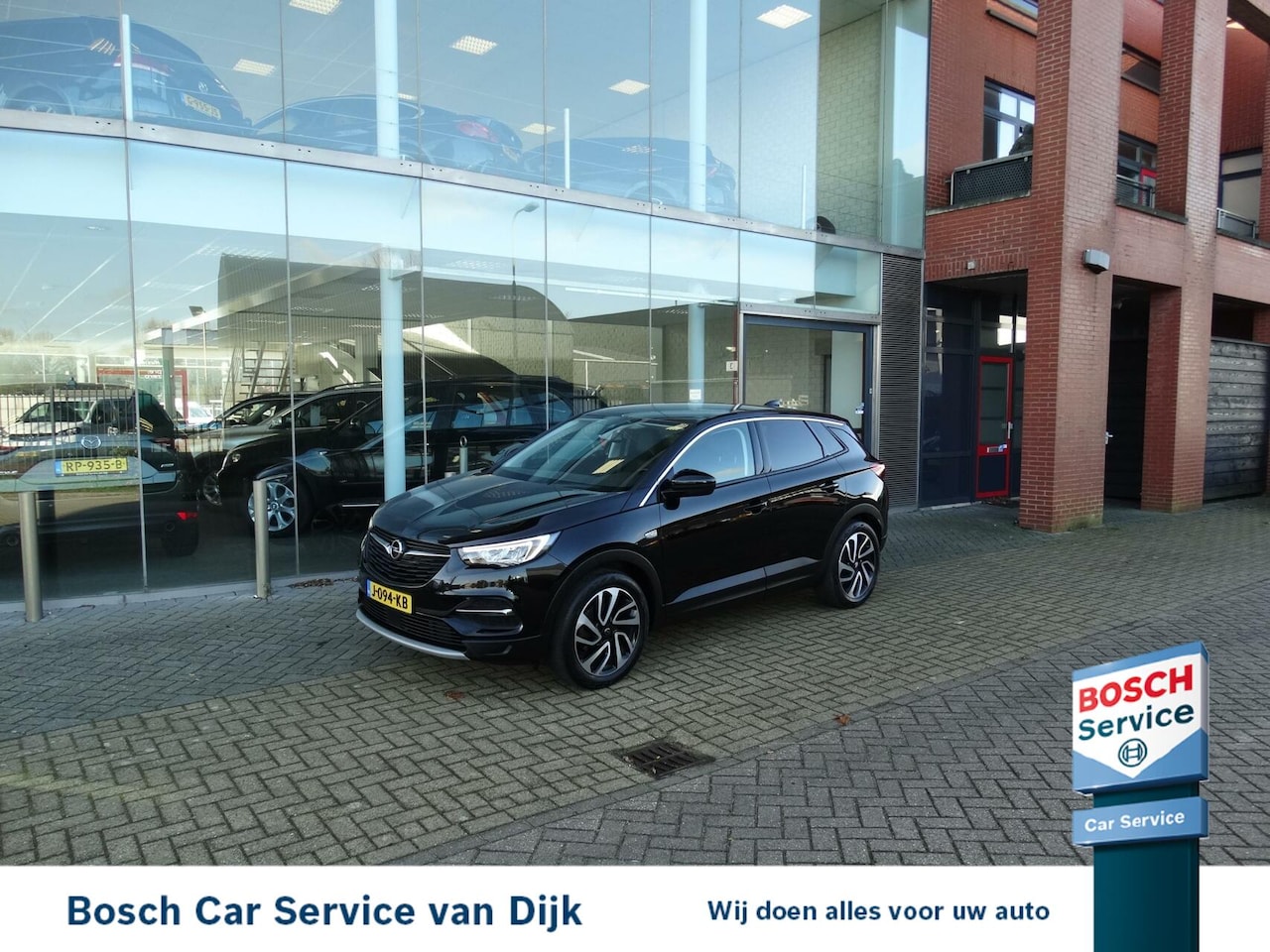 Opel Grandland X - 1.2 Turbo Business Executive automaat - AutoWereld.nl