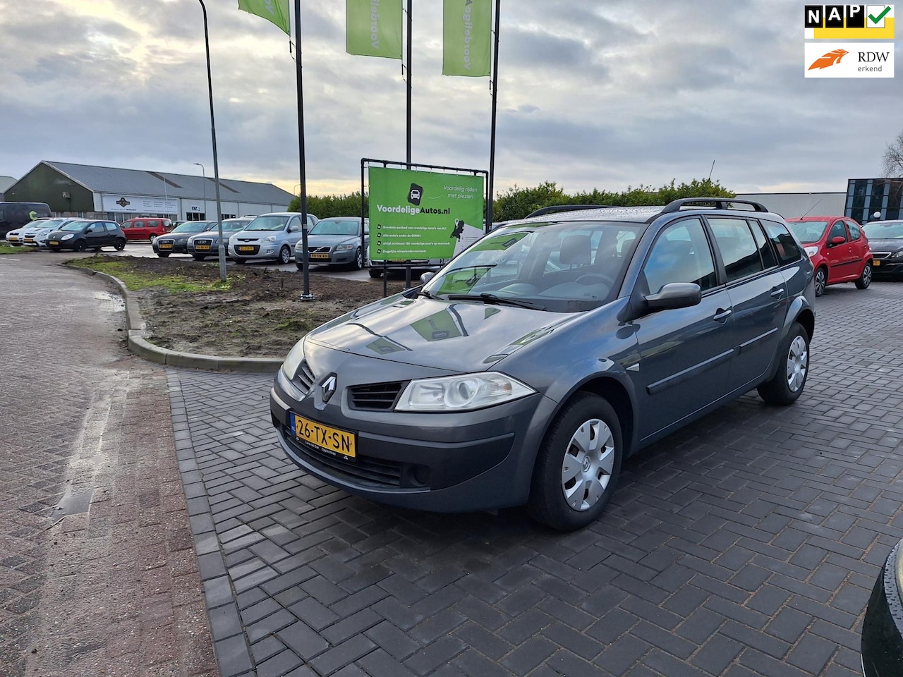 Renault Mégane Grand Tour - 1.4-16V Business Line / Nette auto / APK feb 2026 - AutoWereld.nl