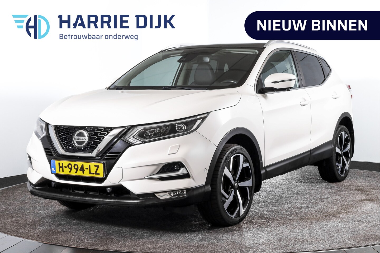 Nissan Qashqai - 1.3 DIG-T 140 PK Tekna | Pano dak | Stoel + Voorraamverw. | PDC | 360 Camera | NAV + App. - AutoWereld.nl