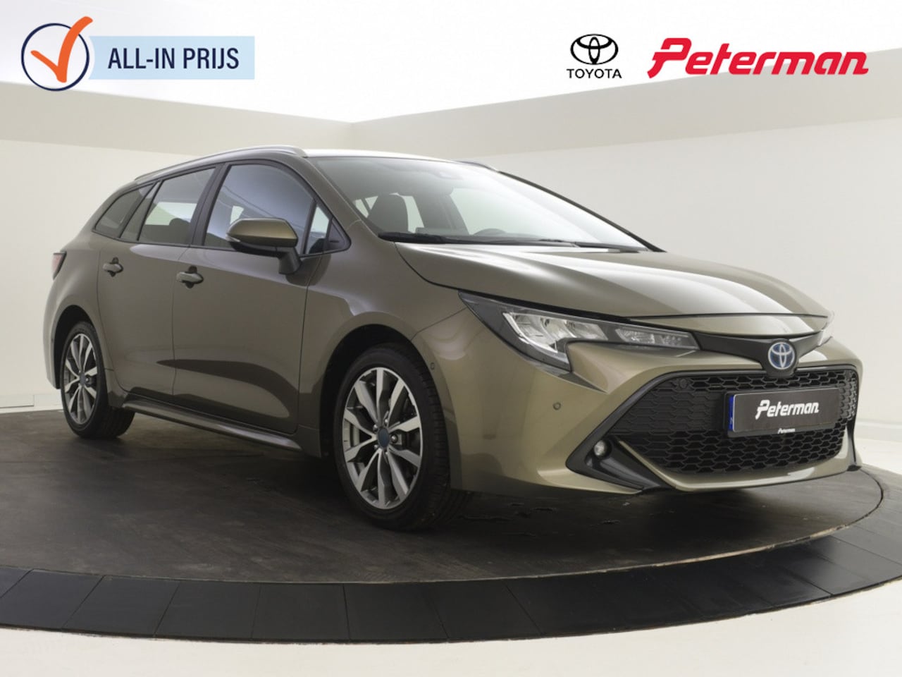 Toyota Corolla Touring Sports - 1.8 Hybrid Active Plus | Parkeersensoren V+A | Stoelverwarming - AutoWereld.nl