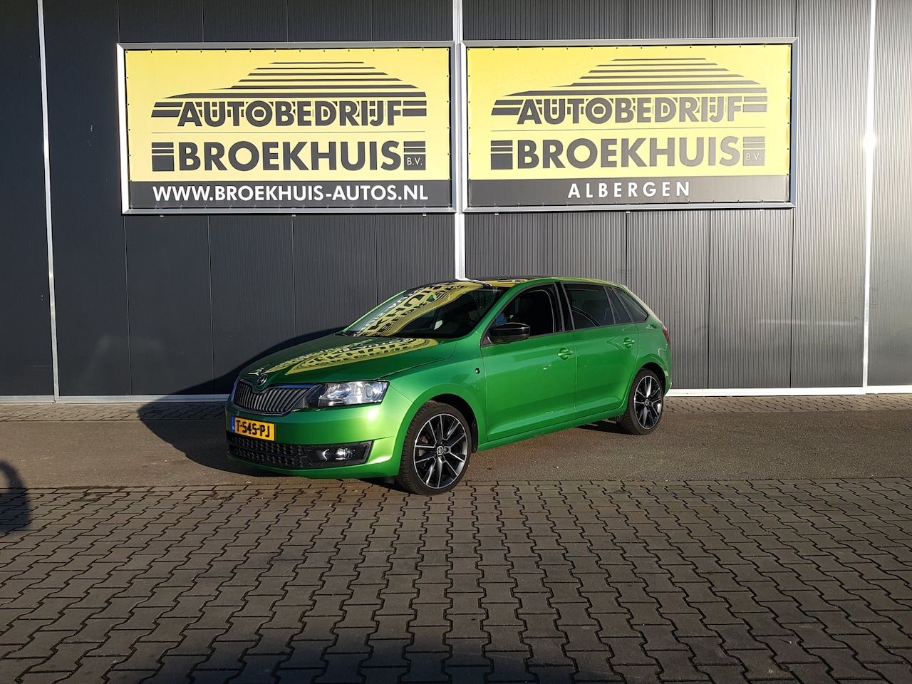 Skoda Rapid Spaceback - 1.2 TSI Greentech Ambition Businessline 1.2 TSI Greentech Ambition Businessline - AutoWereld.nl