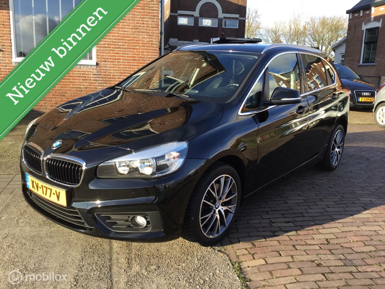 BMW 2-serie Active Tourer - 218i M Sport Erg nette auto - AutoWereld.nl