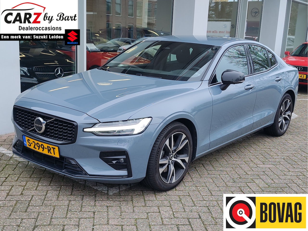 Volvo S60 - 2.0 B4 PLUS DARK AUTOMAAT Stuurverwarming | 360 Camera | Harman Kardon - AutoWereld.nl