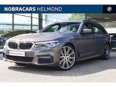 BMW 5-serie Touring - 520i High Executive M Sport Automaat / Panoramadak / Stoelverwarming / Adaptieve LED / Hea